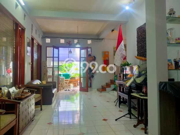 Hunian Cantik Modern Lb 260m2 di Limo, Depok Hunian Cantik Modern Lb 260m2 di Limo, Depok