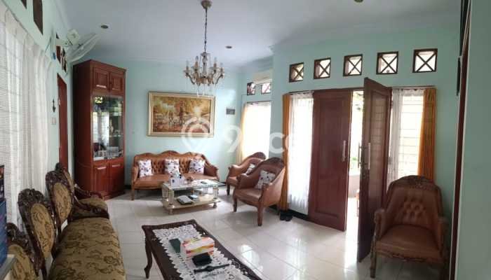 FEATURED! Rumah Asri di Limo, LT 112m2m² LB 75m2m² FEATURED! Rumah Asri di Limo, LT 112m2m² LB 75m2m²