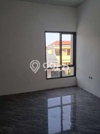 Rumah Elit LB 115m2 Siap Pakai Desain Elegan di Cinere, Jakarta Selatan Rumah Elit LB 115m2 Siap Pakai Desain Elegan di Cinere, Jakarta Selatan