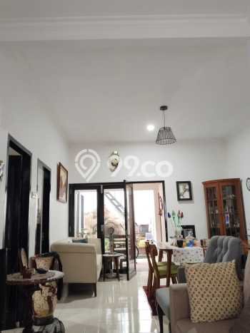 Rumah Modern 2 KT di Cinere Jakarta Selatan Unfurnished Rumah Modern 2 KT di Cinere Jakarta Selatan Unfurnished