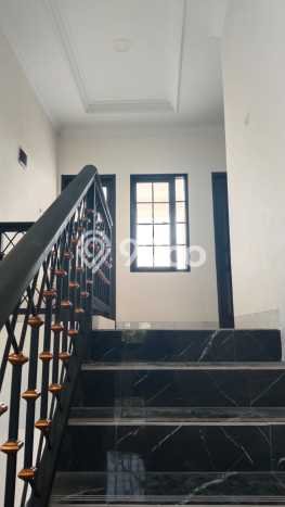 Rumah Strategis Minimalis Lb 250m2 di Limo, Depok Rumah Strategis Minimalis Lb 250m2 di Limo, Depok