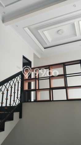 Rumah Strategis Minimalis Lb 250m2 di Limo, Depok Rumah Strategis Minimalis Lb 250m2 di Limo, Depok