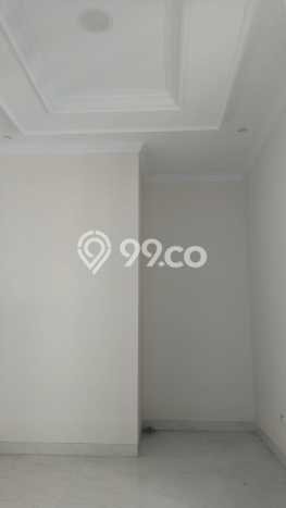 Rumah Strategis Minimalis Lb 250m2 di Limo, Depok Rumah Strategis Minimalis Lb 250m2 di Limo, Depok