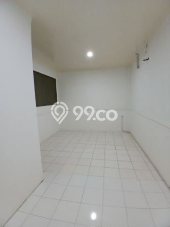 Ruko Disewa di Jakarta Selatan dengan LB 202m2 Area Komersial Ramai Ruko Disewa di Jakarta Selatan dengan LB 202m2 Area Komersial Ramai