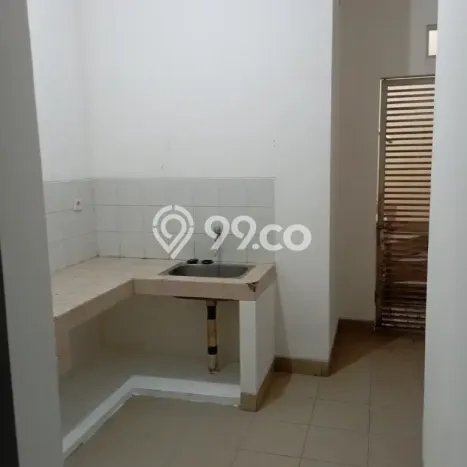Rumah Asri di Sawangan, 4 KM, Luas 240m² LB 227m² Rumah Asri di Sawangan, 4 KM, Luas 240m² LB 227m²
