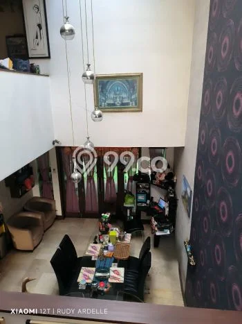 Rumah Elit Modern Tanpa Renovasi di Pondok Labu Jakarta Selatan Rumah Elit Modern Tanpa Renovasi di Pondok Labu Jakarta Selatan