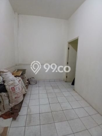 Ruko Disewa di Jakarta Selatan dengan LB 202m2 Area Komersial Ramai Ruko Disewa di Jakarta Selatan dengan LB 202m2 Area Komersial Ramai