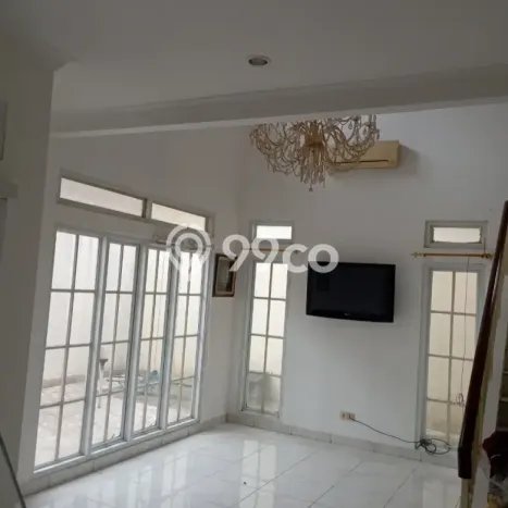Rumah Asri di Sawangan, 4 KM, Luas 240m² LB 227m² Rumah Asri di Sawangan, 4 KM, Luas 240m² LB 227m²