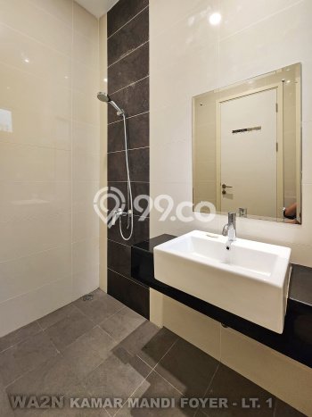 Ready to Use! Luxury House LT 204m2 Desain Elegan di Gading Serpong Ready to Use! Luxury House LT 204m2 Desain Elegan di Gading Serpong