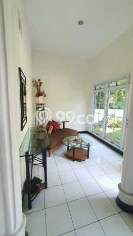 Rumah Luxury Modern Tanpa Renovasi di BSD City Tangerang Rumah Luxury Modern Tanpa Renovasi di BSD City Tangerang
