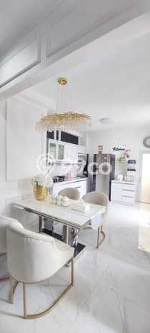 For Sale! Luxury House LT 202m2 Desain Modern di BSD City For Sale! Luxury House LT 202m2 Desain Modern di BSD City