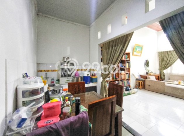Rumah Modern 2 KT di BSD City Tangerang Unfurnished Rumah Modern 2 KT di BSD City Tangerang Unfurnished