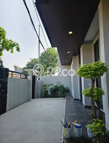 For Sale! Premium House LT 159m2 Desain Elegan di BSD City For Sale! Premium House LT 159m2 Desain Elegan di BSD City