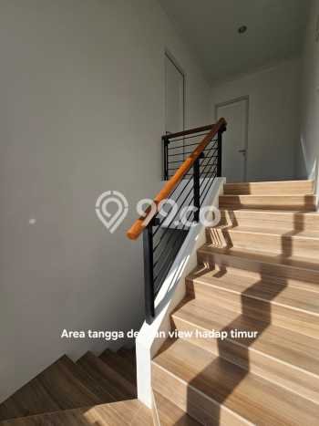 Hunian Mewah LB 240m2 Siap Huni Desain Elegan di BSD City, Tangerang Hunian Mewah LB 240m2 Siap Huni Desain Elegan di BSD City, Tangerang