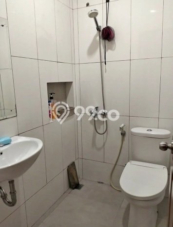 Rumah Minimalis 4 KT di BSD Griya Loka Tangerang Semi Furnished Rumah Minimalis 4 KT di BSD Griya Loka Tangerang Semi Furnished