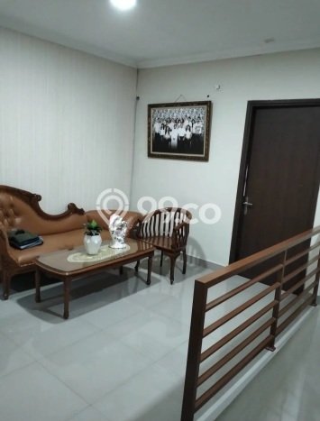 Rumah Minimalis 4 KT di BSD Griya Loka Tangerang Semi Furnished Rumah Minimalis 4 KT di BSD Griya Loka Tangerang Semi Furnished