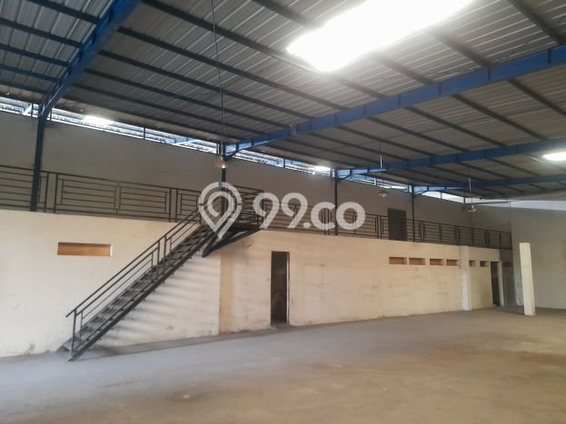 Gudang Kawasan Strategis Kawasan Meruya, Luas 1500m², Pusat Perdagangan Gudang Kawasan Strategis Kawasan Meruya, Luas 1500m², Pusat Perdagangan