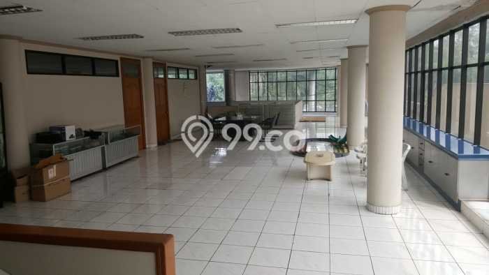 Kantor Dijual di Prime Area Jakarta Barat Luas 1055m2 Kantor Dijual di Prime Area Jakarta Barat Luas 1055m2