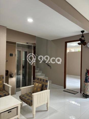 Rumah Luxury Modern Tanpa Renovasi di Gading Serpong Tangerang Rumah Luxury Modern Tanpa Renovasi di Gading Serpong Tangerang