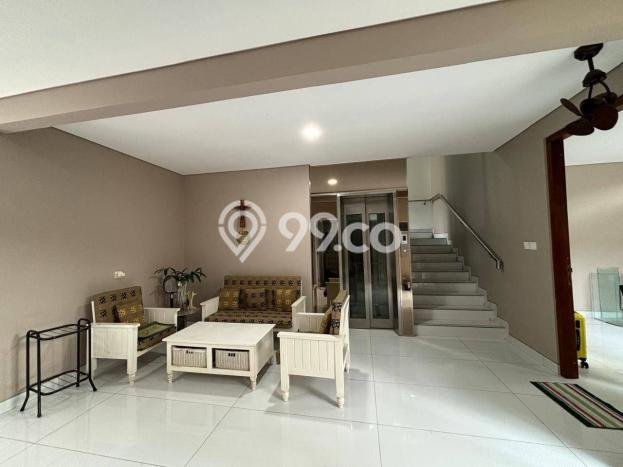 Rumah Luxury Modern Tanpa Renovasi di Gading Serpong Tangerang Rumah Luxury Modern Tanpa Renovasi di Gading Serpong Tangerang