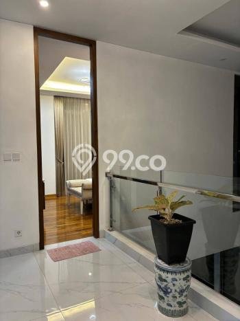 Rumah Luxury Modern Tanpa Renovasi di Gading Serpong Tangerang Rumah Luxury Modern Tanpa Renovasi di Gading Serpong Tangerang