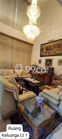 Rumah Mewah LB 250m2 Siap Huni Desain Elegan di Pondok Hijau, Bandung Rumah Mewah LB 250m2 Siap Huni Desain Elegan di Pondok Hijau, Bandung