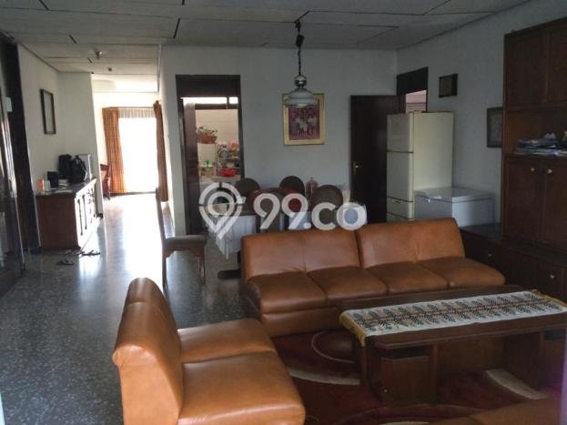 Rumah Mewah LB 330m2 Siap Pakai Desain Elegan di Turangga, Bandung Rumah Mewah LB 330m2 Siap Pakai Desain Elegan di Turangga, Bandung