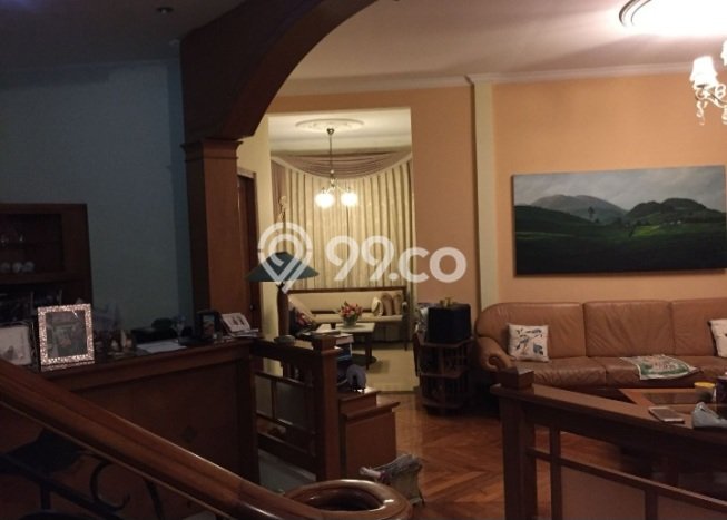 Rumah Elit Modern Tanpa Renovasi di Cipaku Bandung Rumah Elit Modern Tanpa Renovasi di Cipaku Bandung