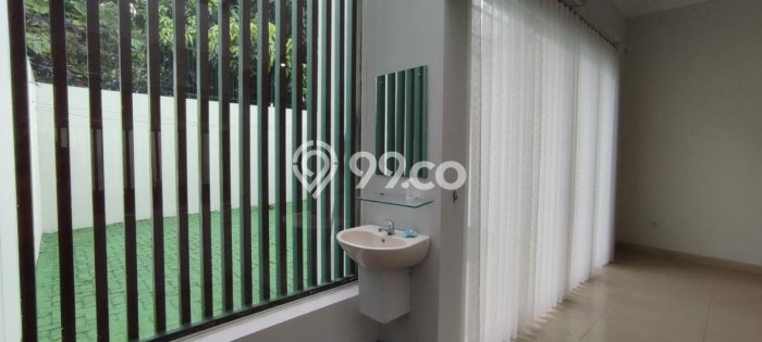 Jarang Ada! Rumah Kontrakan 4 Kamar Nyaman Siap Huni Bintaro Jarang Ada! Rumah Kontrakan 4 Kamar Nyaman Siap Huni Bintaro