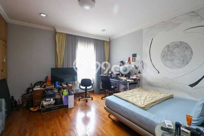 Ready to Use! Premium House LT 914m2 Desain Modern di Pondok Indah Ready to Use! Premium House LT 914m2 Desain Modern di Pondok Indah