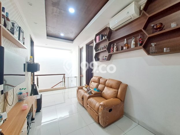 Ready to Use! Luxury House LT 150m2 Desain Elegan di Bintaro Ready to Use! Luxury House LT 150m2 Desain Elegan di Bintaro