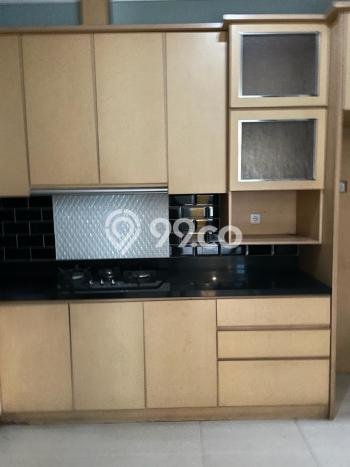 Rumah Elit LB 192m2 Siap Pakai Desain Elegan di Duri Kepa, Jakarta Barat Rumah Elit LB 192m2 Siap Pakai Desain Elegan di Duri Kepa, Jakarta Barat