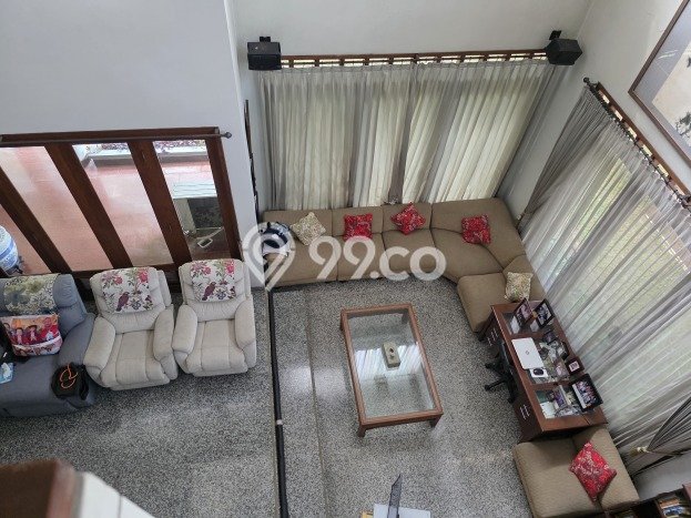 For Sale! Luxury House LT 1335m2 Desain Elegan di Kedoya Baru For Sale! Luxury House LT 1335m2 Desain Elegan di Kedoya Baru