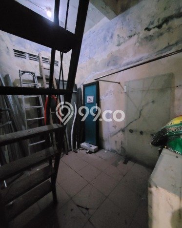 Unit Ruko Dijual di Gajah Mungkur Semarang Luas Tanah 100m2, Luas Bangunan 150m2 Unit Ruko Dijual di Gajah Mungkur Semarang Luas Tanah 100m2, Luas Bangunan 150m2