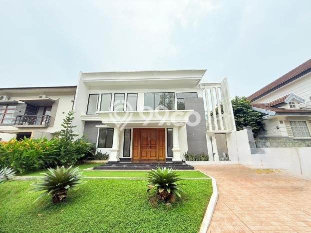 For Sale! Luxury House LT 338m2 Desain Elegan di Sentul For Sale! Luxury House LT 338m2 Desain Elegan di Sentul