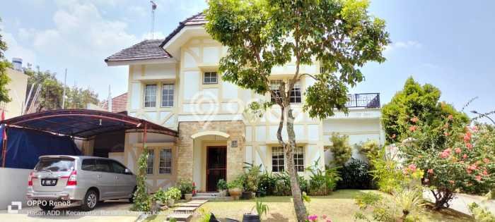 Jual Rumah Mewah Elegan Dengan View Eksklusif di Sentul City, Bogor Jual Rumah Mewah Elegan Dengan View Eksklusif di Sentul City, Bogor