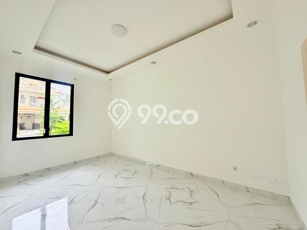 For Sale! Luxury House LT 338m2 Desain Elegan di Sentul For Sale! Luxury House LT 338m2 Desain Elegan di Sentul