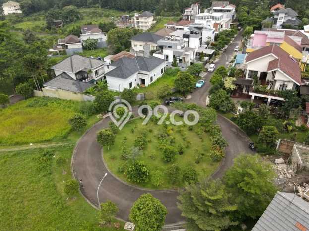 Ready to Use! Luxury House LT 575m2 Desain Elegan di Sentul City Ready to Use! Luxury House LT 575m2 Desain Elegan di Sentul City
