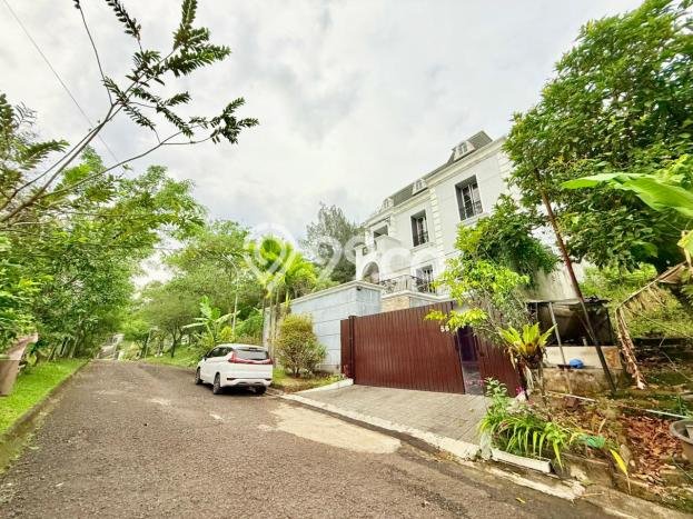 Rumah Elit Modern Siap Huni di Sentul City Bogor Rumah Elit Modern Siap Huni di Sentul City Bogor