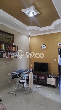 Dijual Hunian Rumah Terawat 4 Kamar di BKR, Bandung Dijual Hunian Rumah Terawat 4 Kamar di BKR, Bandung