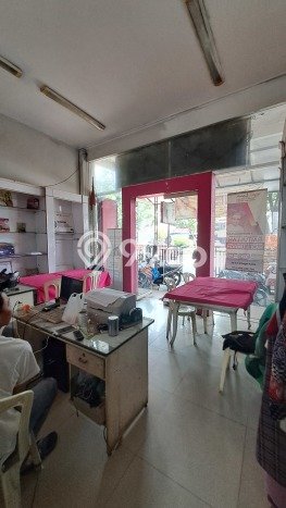 Ruko Dijual di Bandung LT 25m2 & LB 60m2 Lokasi Terbaik! Ruko Dijual di Bandung LT 25m2 & LB 60m2 Lokasi Terbaik!