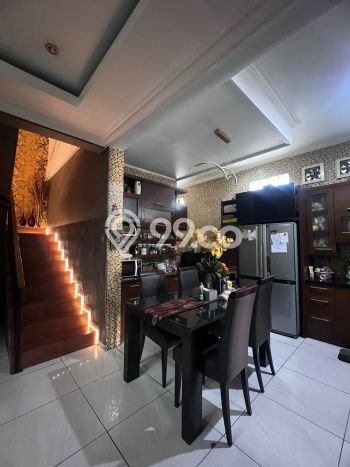 Hunian Mewah LB 340m2 Siap Pakai Desain Elegan di Turangga, Bandung Hunian Mewah LB 340m2 Siap Pakai Desain Elegan di Turangga, Bandung