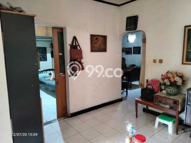 Rumah Mewah LB 200m2 Siap Huni Desain Elegan di Turangga, Bandung Rumah Mewah LB 200m2 Siap Huni Desain Elegan di Turangga, Bandung