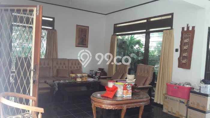 Dijual Rumah Luas Megah Dengan View Cantik di Buah Batu, Bandung Dijual Rumah Luas Megah Dengan View Cantik di Buah Batu, Bandung