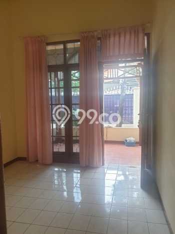 For Sale Hunian Rumah Terawat 4 KT di Turangga, Bandung For Sale Hunian Rumah Terawat 4 KT di Turangga, Bandung
