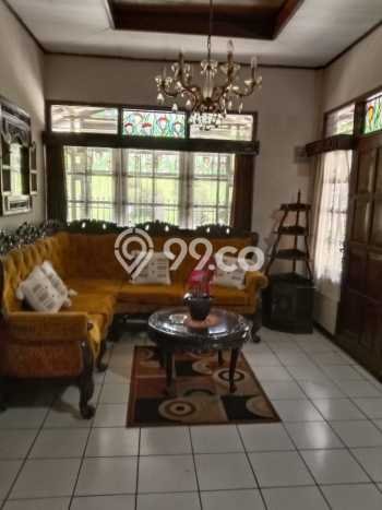 Rumah Elit LB 220m2 Siap Huni Desain Elegan di Dago, Bandung Rumah Elit LB 220m2 Siap Huni Desain Elegan di Dago, Bandung
