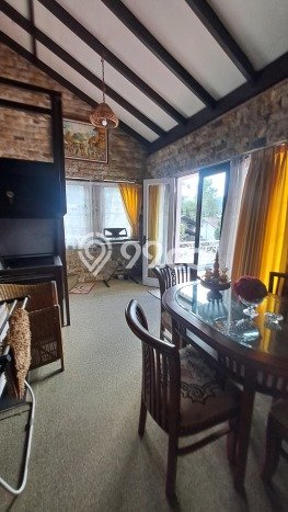 Dijual Rumah 5 Kamar Lokasi Strategis Nyaman dan Strategis di Lembang Dijual Rumah 5 Kamar Lokasi Strategis Nyaman dan Strategis di Lembang