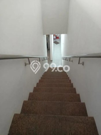 Rumah Luas Asri 5 KT Siap Huni di Cikutra Bandung Rumah Luas Asri 5 KT Siap Huni di Cikutra Bandung