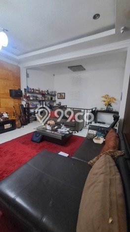Hunian Mewah LB 340m2 Siap Pakai Desain Elegan di Turangga, Bandung Hunian Mewah LB 340m2 Siap Pakai Desain Elegan di Turangga, Bandung