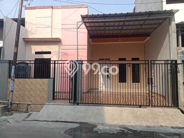 For Sale Hunian Rumah Terawat 2 KT di Kaliabang, Bekasi For Sale Hunian Rumah Terawat 2 KT di Kaliabang, Bekasi